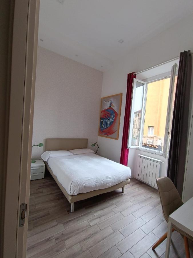 Standard Einzelzimmer mit französischem Bett